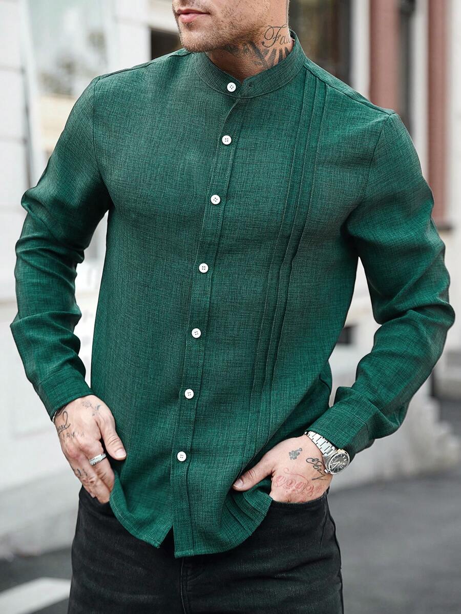 Manfinity Homme 男士休闲商务通勤纯色长袖纽扣衬衫，男士纯色纹理休闲皱褶双贴袋通勤轻熟长袖纽扣衬衫，适合秋季 - 墨綠色 - 查看 1