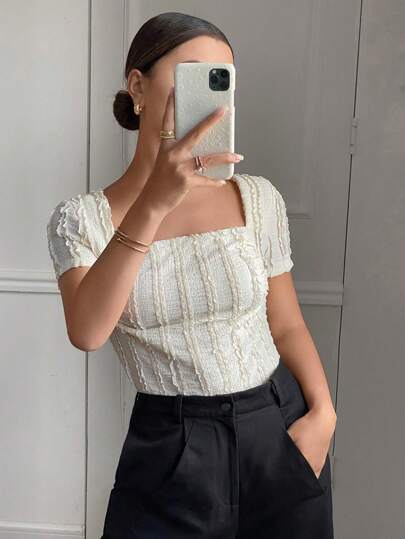 Siren Gaze 1pc Women Square Neck Short Sleeve Fitted Simple Casual Top, For Everyday Wear, Spring/Summer, Solid Color Texture Fabric, Tight Square Neck Short Sleeves,