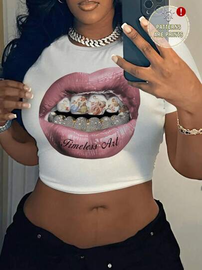 Slaydiva 休閒短袖圓領修身短款大型女T恤，簡約設計，適合夏季穿著