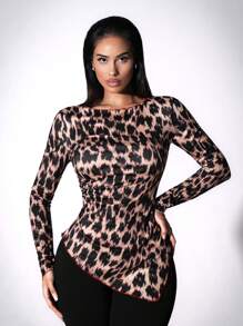 Zolique 新年复古时尚性感豹纹船领褶皱红色撞色波浪边设计修身长袖T恤 - 彩色 - 查看 3