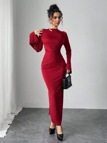 Modelyn Damen Kleid mit einfarbigen glockenförmigen Ärmeln, plissiert und figurbetont, elegant