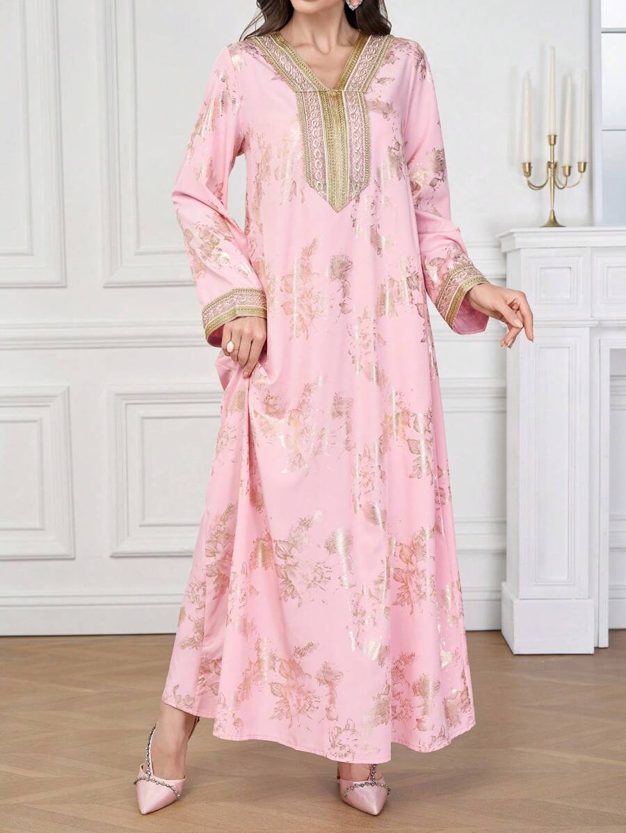 Al Najma 女士拼布丝带和金属花卉印花长袖阿拉伯风格连衣裙，端庄的卡夫坦 - 西瓜粉 - 查看 1