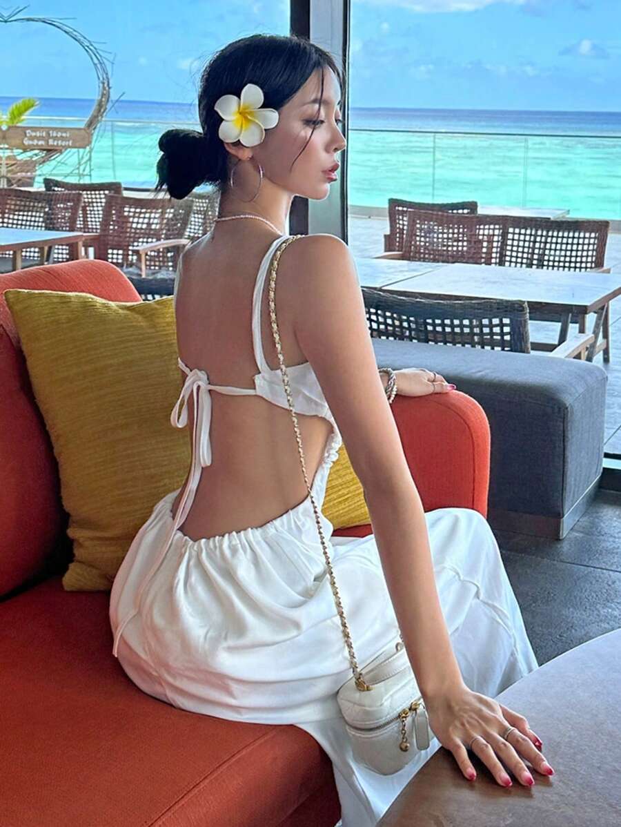 DAZY 女士假日风吊带露背连衣裙，优雅女士设计，适合派对、海滩、节日、返校节、度假、邮轮等场合。 - 白色 - 查看 1