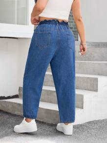 SHEIN EZwear Plus Size Women Button Fly Pocket Tapered Leg Denim Jeans - Medium Wash - View 2