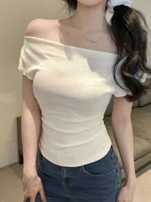 DAZY Blusa de mujer de manga corta con hombros descubiertos y textura floral