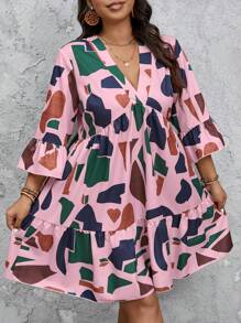 SHEIN Frenchy Plus Size Women Geometric Print V-Neck Ruffle Sleeve Loose Smock Dress