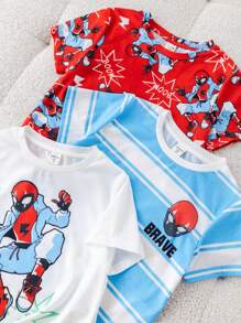 SHEIN Compra dos y llévate gratis. Camisa de punto de manga corta con cuello redondo suave y cómoda, de estilo casual y sencillo, práctica y versátil, adecuada para uso diario, la escuela, los viajes y los deportes, en primavera y verano, para niños pequeños.