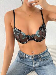 1pc Embroidery Padded Lingerie Brassiere With Underwire For Women