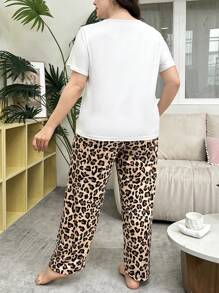 Bộ đồ ngủ cổ tròn tay ngắn họa tiết da báo trang trí hình trái tim cỡ lớn, trang phục - Nhiều màu - Xem 2