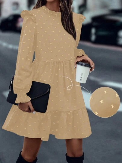 SHEIN Clasi Vestido de mujer con manga corta, volante en el bajo y lazo dorado