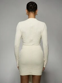 MISSGUIDED Teksturowana sukienka mini z drapowanym przodem i ozdobnym otworem na klucz, długie rękawy, elegancka, wieczorowa, na wesele, na specjalne okazje, projekt haute couture - Morela - Zobacz 2