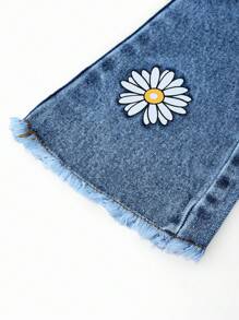 SHEIN Baby Girl Flower Print Distressed Flared Denim Pants - Light Wash - View 3