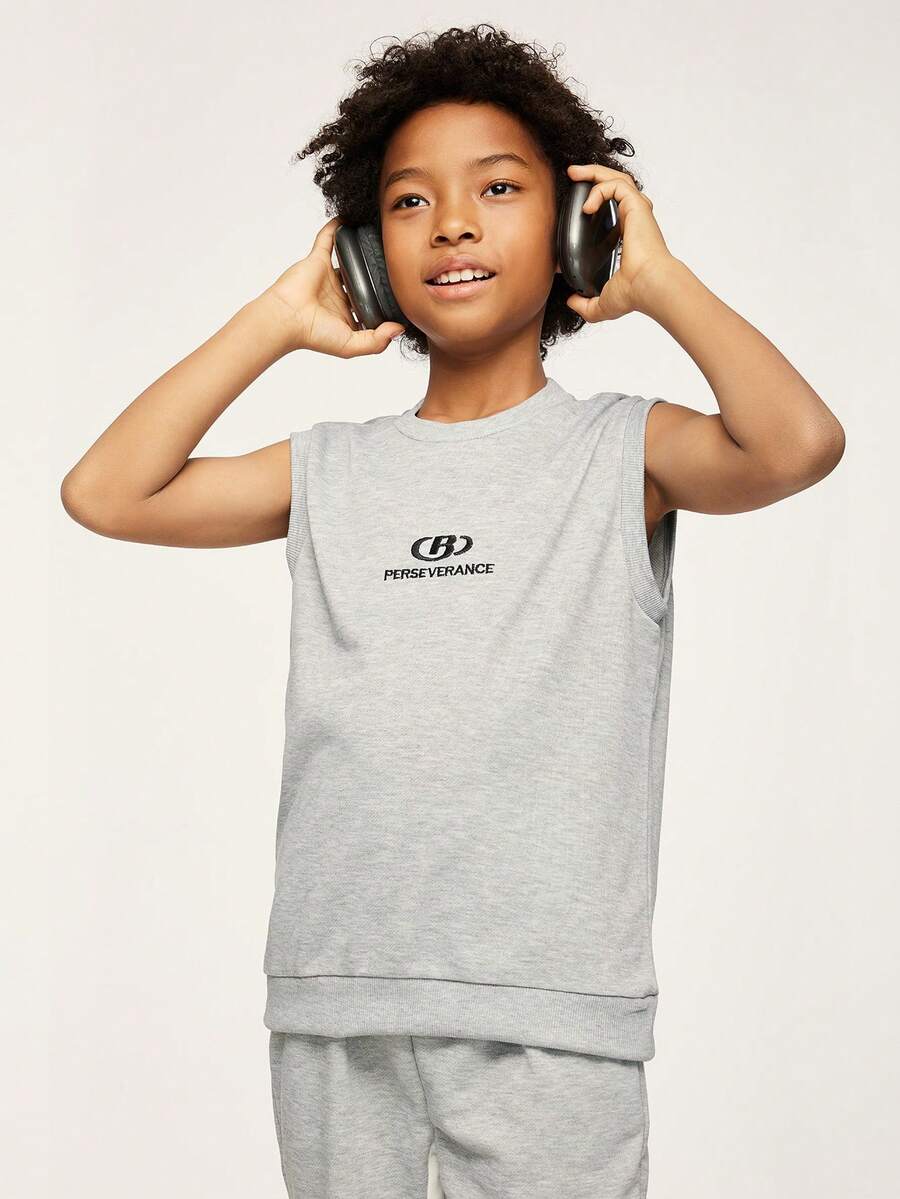 SHEIN Explorewe Tween Boy Solid Color Minimalist Letter Print Sleeveless Tank Top, Sophisticated Letter Graphic On Chest, Can Be Worn Alone To Showcase Personalized Or Layered For Stylish Looks, Essential Street Piece - Grey - View 1