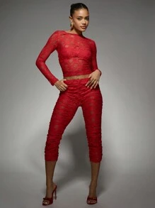 MISSGUIDED 蕾丝两件套，褶皱长袖露脐上衣搭配七分裤，适合派对、夜店、特殊场合，透视修身晚礼服套装，圣诞节适用。 - 紅色 - 查看 6