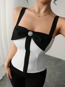 Chiquease Elegantes Camisole-Top mit Strass-Schleife, Rückenteil mit gerafftem Kontrastdesign für Frauen