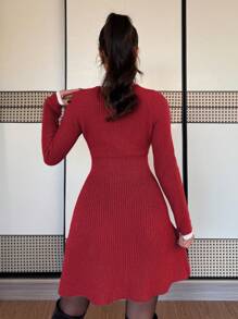 Chiquease Vestido de mujer de punto de manga larga con escote en V y ajuste elegante, con ribete de contraste en línea A, en color negro y blanco, para otoño/invierno