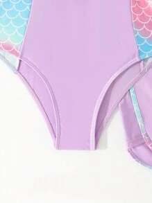 SHEIN Tween Girl Cute Mermaid Scale Print Front Zipper Long Sleeve Swimsuit With Swim Shorts Set, Suitable For Holiday, Swimwear, Surfing, Beach, Pool - Multicolor - View 4