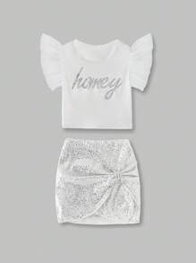 SHEIN Set di maglietta a maniche corte con stampa a lettere e collo a ciambella, abbinata a mini gonna con glitter in vita, stile modaiolo da ragazza per l'estate - Bianco - Visualizzare 7