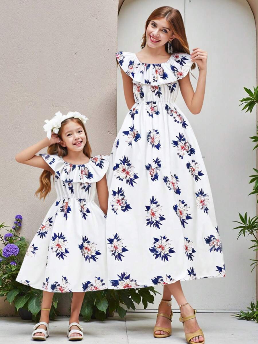 SHEIN Women Flower All-Over Print Round Neck Casual Vacation Mini Dress - Purple - View 1
