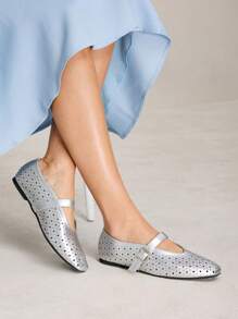 MOTF PREMIUM GIÀY LÓT MŨI VUÔNG CẮT LASER DÀNH CHO NỮ, CHO NGÀY VALENTINE, GIÀY MÙA XUÂN, KỲ NGHỈ XUÂN LỄ PHỤC SINH - Bạc - Xem 3