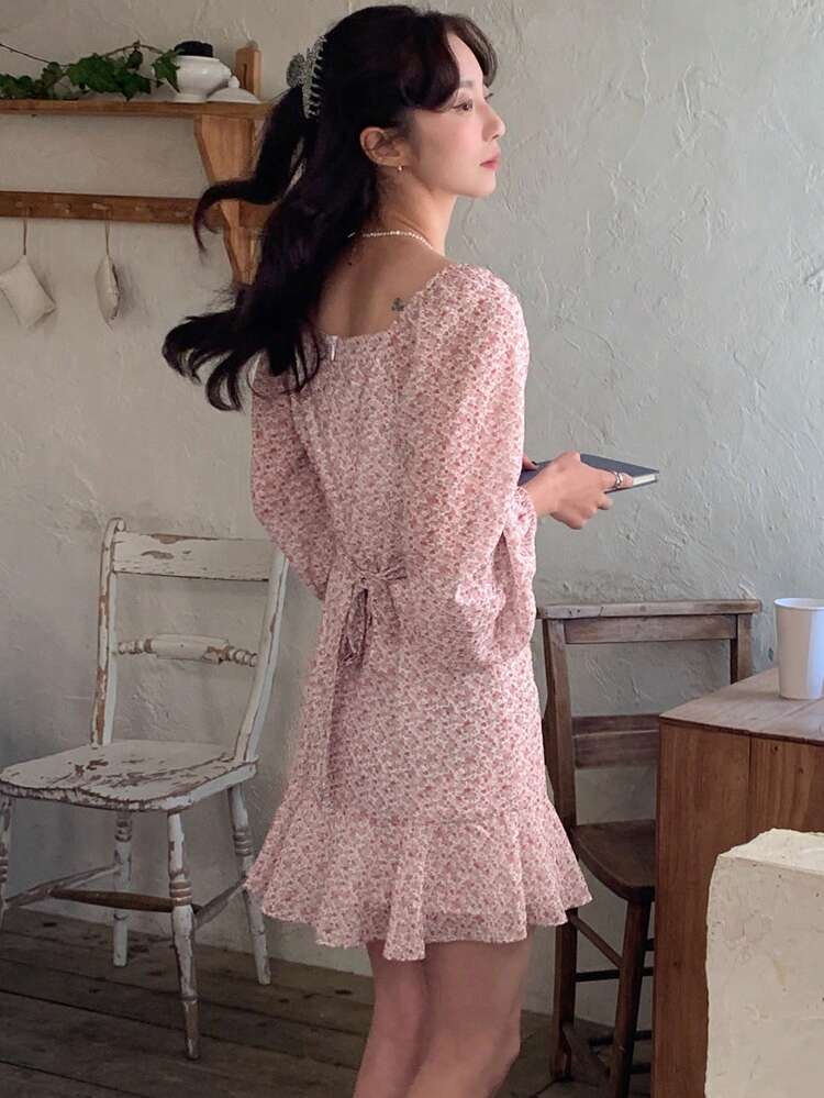 Women's Square Neck Floral Print Lantern Sleeve Short Dress, Pink Holidaya Flower Vacation Beach, Spring/Summer Boho