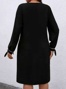 SHEIN Clasi Plus Size Women Casual V-Neck Long Sleeve Color Block Dress - Black - View 2