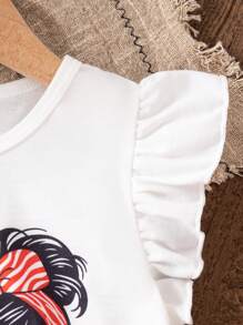SHEIN 2 piezas Conjunto de verano para niña con diseño gráfico del Día de los Enamorados, camiseta de manga corta de cuello redondo y pantalones cortos rectos con cordón en la cintura, conjunto casual sencillo para uso diario