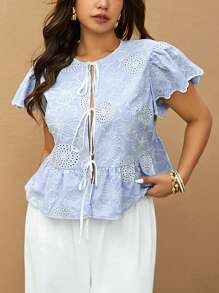 Elaquor Blouse brodée romantique française minimaliste pour femmes grandes tailles, avec un design de nœud papillon à l'avant, pièce idéale pour le printemps/été et les vacances