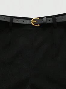 Sweetra Women's Solid Color Casual Shorts, Minimalist & Fashionable For Everyday Wear