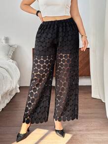 SHEIN Privé Plus Size Lace Valentine's Design Pants, Suitable For Dating Occasions And Gatherings - Black - View 6
