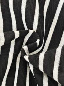 SHEIN 休闲可爱日常舒适针织高领半拉链条纹长袖卫衣，适合外出、上学、聚会、秋冬 - 黑與白 - 查看 5