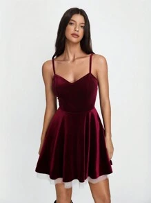 SHEIN Unity 女士纯色拼接细肩带休闲迷你酒红色返校节连衣裙 - 酒紅色 - 查看 4