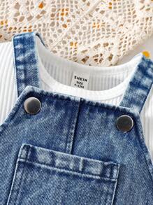 SHEIN 2pcs Baby Girls White Ribbed Top + Blue Jean Embroidered Suspender Dress With Pockets, Suitable For Outdoor