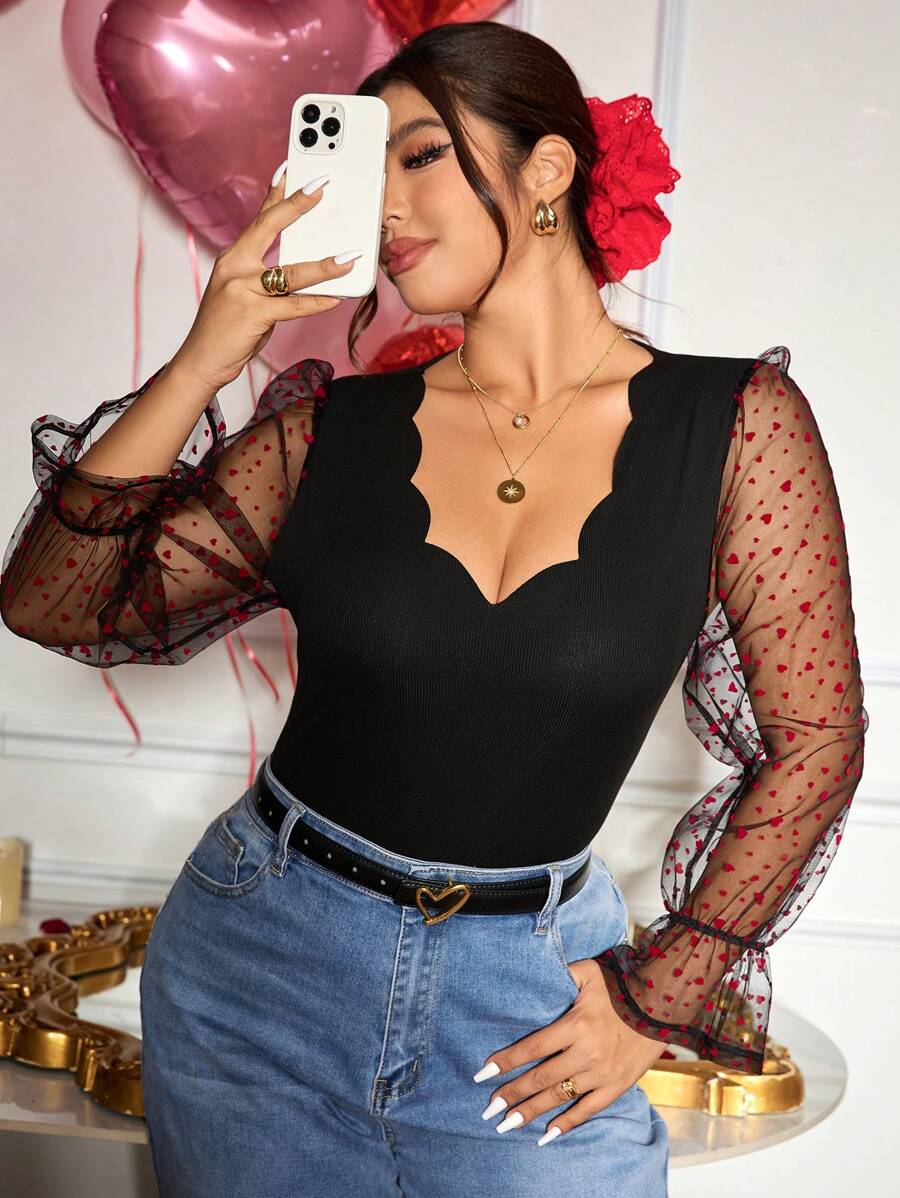 SHEIN Frenchy 大码女式情人节优雅心形网眼拼布衬衫,适合情人节、爱情/情人、春季 - 紅色 - 查看 1