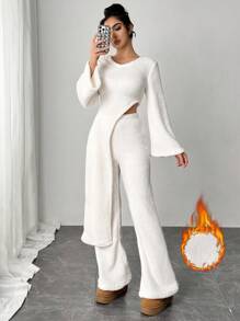 SHEIN Privé Conjunto de 2 piezas para mujer, camiseta de manga larga blanca elegante con mangas acampanadas y pantalón de cintura alta, forro térmico abrigador, efecto estilizador, dobladillo asimétrico, conjunto casual de otoño/invierno para estar en casa - Blanco - Ver 7