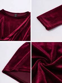 Ellegaria. Đầm bodycon xếp ly cổ tròn màu đỏ tía cho nữ - Màu Đỏ Sâu - Xem 7