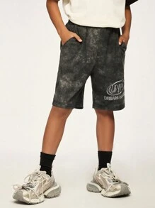 SHEIN Explorewe Short ample à effet tie-dye pour préadolescent, texture vintage mélangée à l'impression graphique moderne "DREAM MAKER" apportant une touche . Coupe décontractée avec taille élastique, ambiance rétro avec personnalisation, idéal pour l'été - Gris - Voir 4
