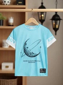 SHEIN Camiseta de manga corta para niño, nuevo estilo de primavera y verano, camiseta de cuello redondo de marca de con estampado divertido de luna, tierra y símbolos, informal, holgada y cómoda, conjuntos a juego familiar