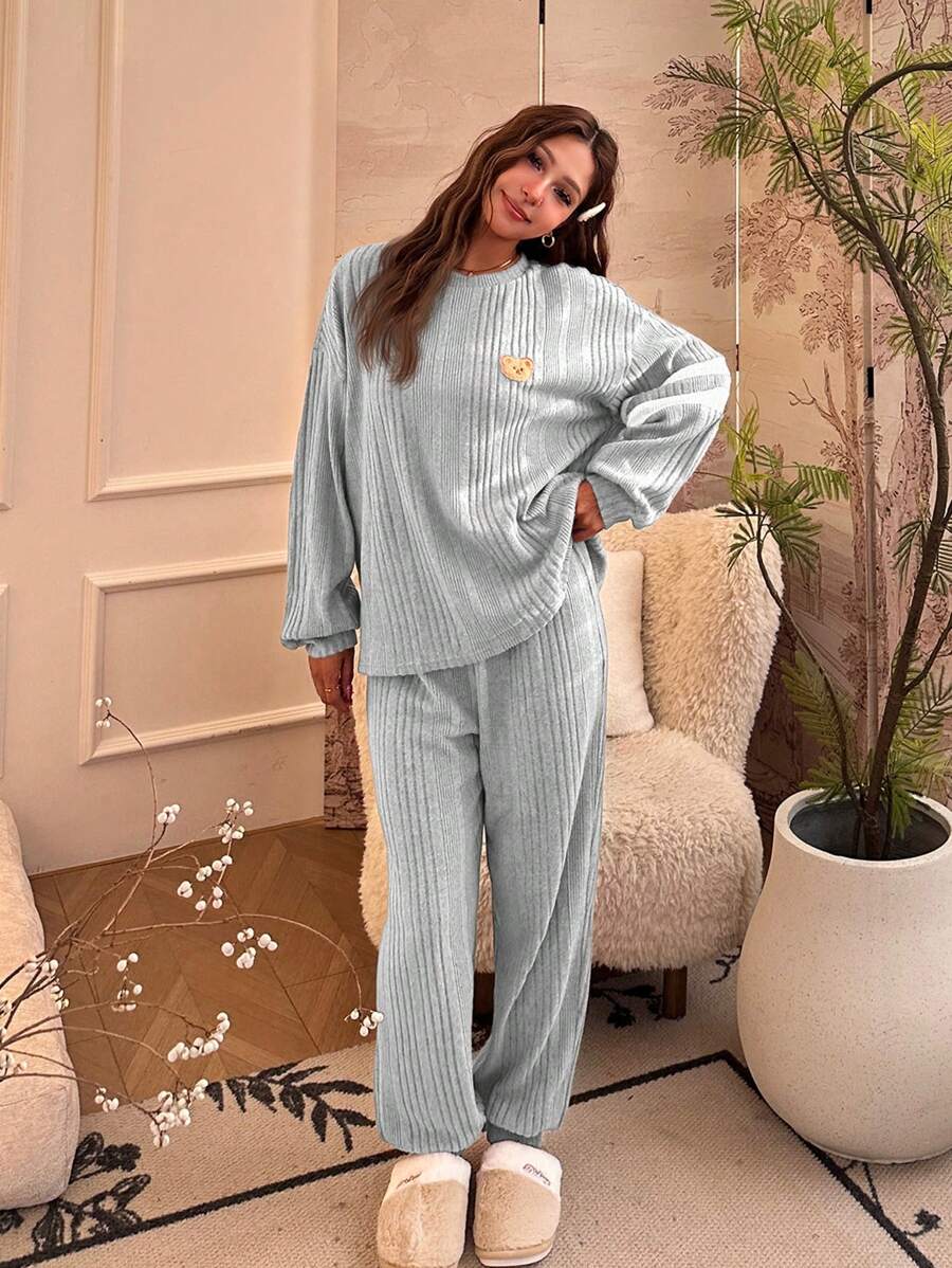 SHEIN Leap Crew 青少年女孩纯色可爱熊补丁袖撞色拼接圆领宽松天鹅绒罗纹长袖上衣和裤子两件套睡衣套装，秋冬