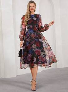 SHEIN Clasi 女士花卉印花圆领长袖休闲连衣裙，简洁优雅闪亮连衣裙