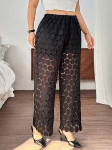 SHEIN Privé Plus Size Lace Valentine's Design Pants, Suitable For Dating Occasions And Gatherings - Black - View 3