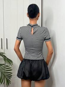 EgrlEra Tricou crop top cu mânecă scurtă, cu gât rotund, cu mânecă scurtă, cu carouri, Y2K, pentru femei - Alb-negru - Vizualizare 2