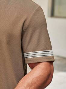 Manfinity Homme Plus Size Men Striped Print Short Sleeve Polo Shirt And Drawstring Pocket Shorts Set - Khaki - View 4