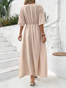 Breezaya 女士纯色 V 领蝙蝠袖镂空腰休闲度假连衣裙 - 杏色 - 查看 2