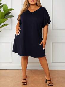 SHEIN CURVE+ Plus-Size Navy Double-Layer T-Shirt Dress With Ruffled Sleeves: Casual And Comfortable