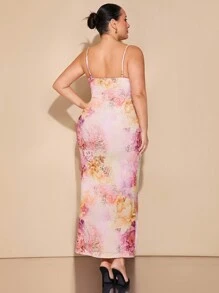 SHEIN BAE Plus Size Women Multi-Color Printed Cami Dress, Suitable For Dates,Valentines Dress,Office Women Outfits,Sexy Red Dress,Spring Women Outfits,Valentines Bow,Valentines Gift,Short Dress,Easter Girls Dresses,Brazilian Carnival,Princess Girls Dress,Bachelorette Party,Western Women Dress,Back To School Dress For Summer