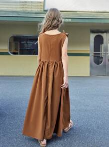 SHEIN Braunes A-Linien-Kleid mit Rüschenbesatz und quadratischem Ausschnitt für Tween-Mädchen, neue Frühjahr/Sommer-Kollektion 2025, geeignet für den Sommerurlaub, den Alltag, Ausflüge und gesellschaftliche Veranstaltungen