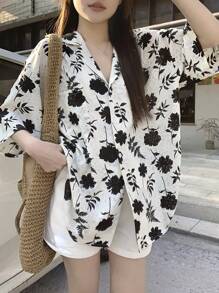 DAZY Blusa casual de mujer con estampado floral y abierta en la parte delantera, para el verano