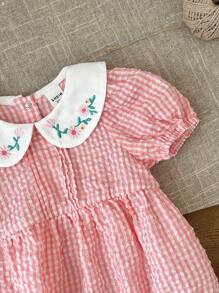 SHEIN LMoss Kids Newborn Baby Girl Cute Plaid Embroidered Ruffle Collar Romper, Summer