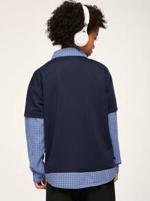 SHEIN Explorewe Cămașă în carouri, cu mânecă lungă, model patchwork, pentru copii preadolescenti, culoare principală bleumarin constantă, modelul patchwork în carouri albastru-violet adaugă o notă modernă. Design retro elegant al gulerului, imprimeul UNPL îmbunătățește calitatea generală. Această cămașă combină elemente în carouri cu un design modern, prezentând un aspect vestimentar unic și elemente personalizate. - Albastru - Vizualizare 2